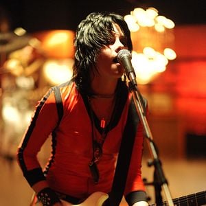 Fotoğraf Asi Kızlar