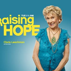 Fotoğraf Raising Hope