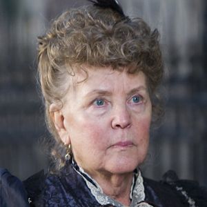 Fotoğraf Pauline Collins