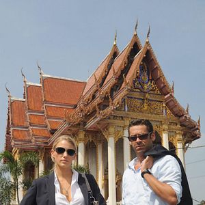 Fotoğraf IK1 - Touristen in Gefahr