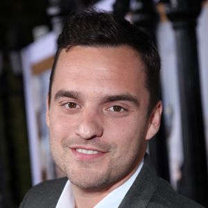 Fotoğraf Jake Johnson (II)