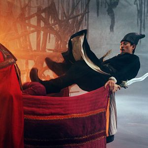 Fotoğraf Dedektif Dee ve Gizemli Alev