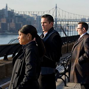 Fotoğraf Person Of Interest