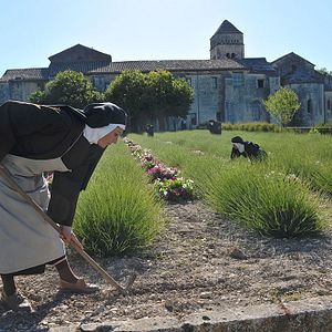 Fotoğraf Enquêtes réservées