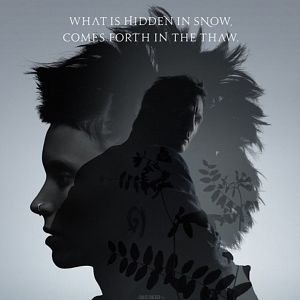 Fotoğraf Ejderha Dövmeli Kız