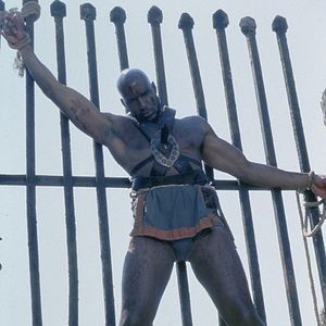 Fotoğraf Henry Simmons