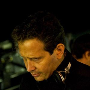 Fotoğraf Elliott Lester