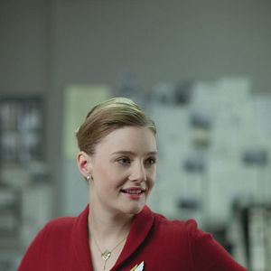 Fotoğraf Romola Garai