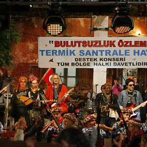 Fotoğraf Entelköy Efeköy'e Karşı