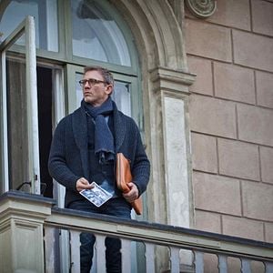 Fotoğraf Ejderha Dövmeli Kız