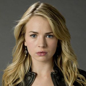 Fotoğraf Britt Robertson