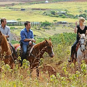 Fotoğraf Alex O'Loughlin