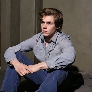 Fotoğraf Evan Peters