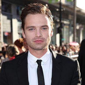 Fotoğraf İlk Yenilmez: Kaptan Amerika