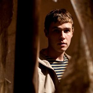 Fotoğraf Iain De Caestecker