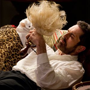 Fotoğraf Mutlu Et Beni