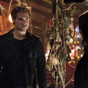 Fotoğraf Grey Damon