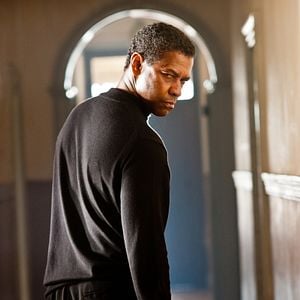 Fotoğraf Düşmanı Korurken