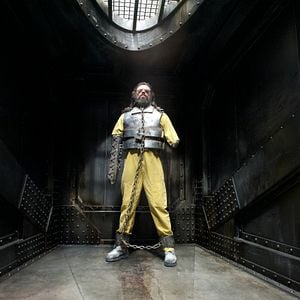 Fotoğraf Siyah Giyen Adamlar 3