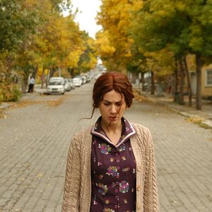 Fotoğraf Bir Kadın Tanıdım