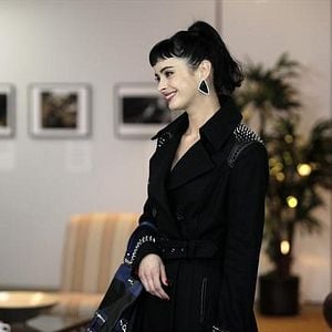 Fotoğraf Don't Trust The B---- in Apartment 23