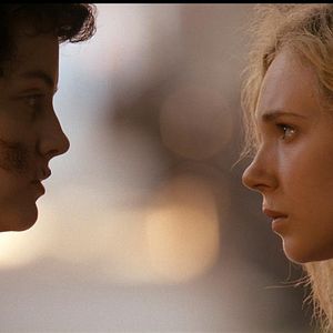 Fotoğraf Riley Keough