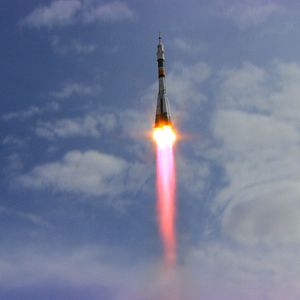 Fotoğraf Touch The Sky