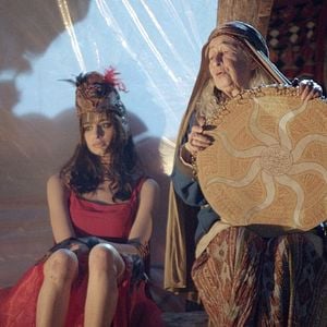 Fotoğraf Acayip Hikayeler