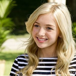 Fotoğraf Peyton List (II)