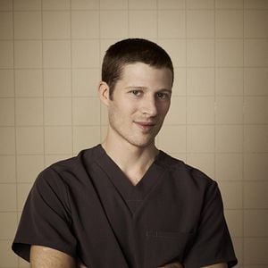 Fotoğraf Zach Gilford