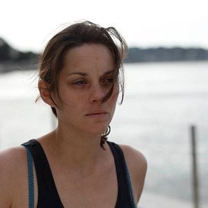 Fotoğraf Pas ve Kemik