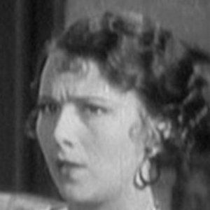 Fotoğraf Bess Flowers