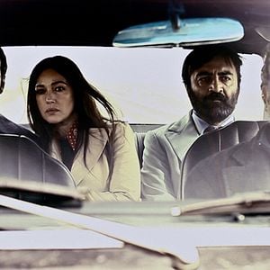 Fotoğraf Gergedan Mevsimi