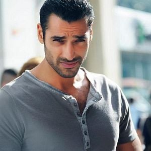 Fotoğraf Ağır Roman