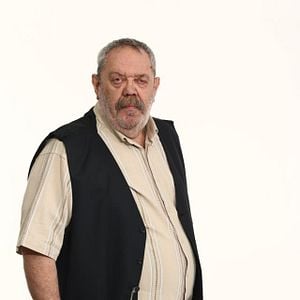 Fotoğraf Benim İçin Üzülme