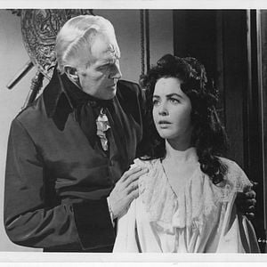 Fotoğraf Usher’ların Evi