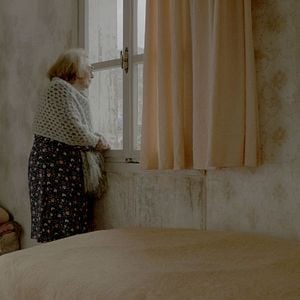 Fotoğraf Evdeki Yabancılar