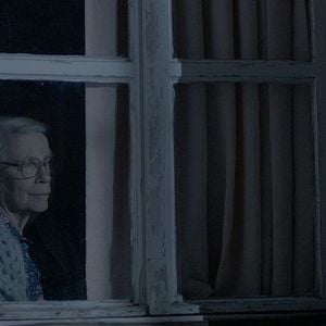 Fotoğraf Evdeki Yabancılar