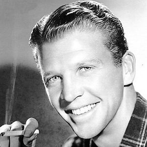 Fotoğraf Dan Dailey