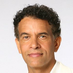 Fotoğraf Brian Stokes Mitchell