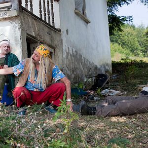 Fotoğraf Sağ Salim 2: Sil Baştan