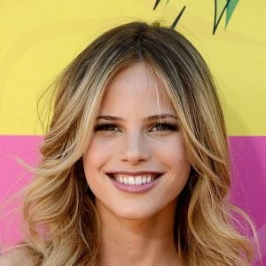 Fotoğraf Halston Sage
