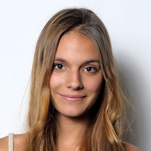 Fotoğraf Caitlin Stasey