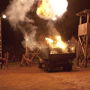 Fotoğraf Hundraåringen som klev ut genom fönstret och försvann