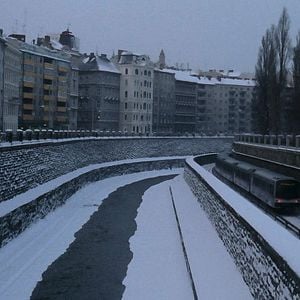 Fotoğraf Ziyaret Saatleri