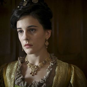 Fotoğraf Phoebe Fox