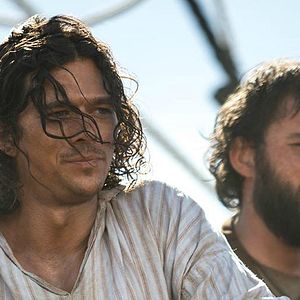 Fotoğraf Luke Arnold