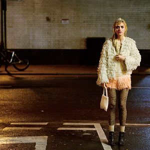 Fotoğraf A Long Way Down