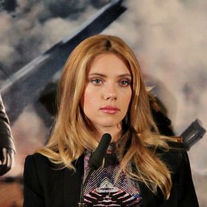 Fotoğraf Kaptan Amerika: Kış Askeri