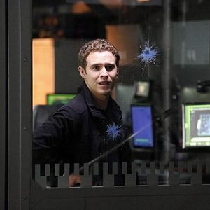 Fotoğraf Iain De Caestecker